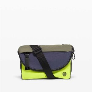 Lululemon All Night Festival Bag *Micro